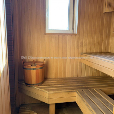 Продам квартиру, Пушкинский въезд , 4  ком., 150 м², капитальный ремонт 