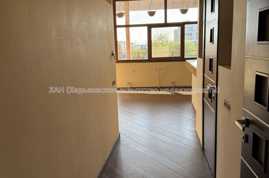 Продам квартиру, Пушкинский въезд , 4 кім., 150 м², капитальный ремонт 