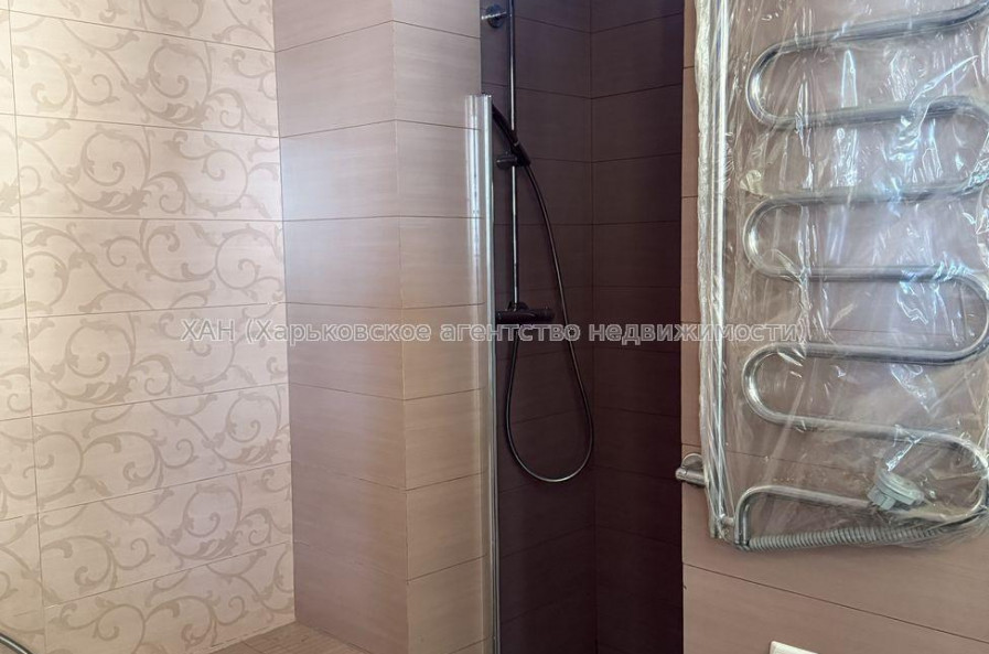 Продам квартиру, Пушкинский въезд , 4 кім., 150 м², капитальный ремонт 
