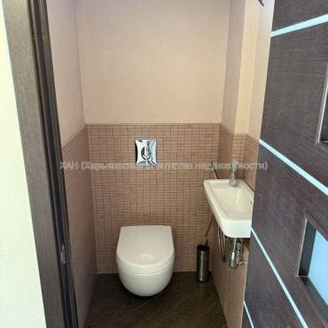 Продам квартиру, Пушкинский въезд , 4  ком., 150 м², капитальный ремонт 