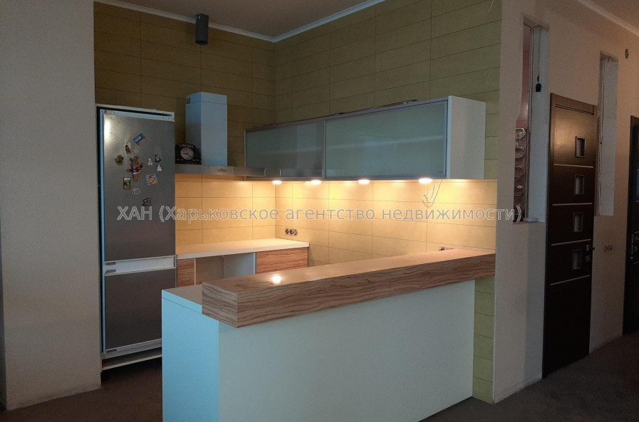 Продам квартиру, Пушкинский въезд , 4 кім., 150 м², капитальный ремонт 