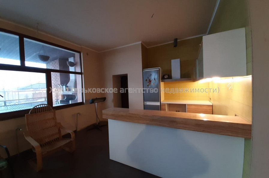Продам квартиру, Пушкинский въезд , 4 кім., 150 м², капитальный ремонт 