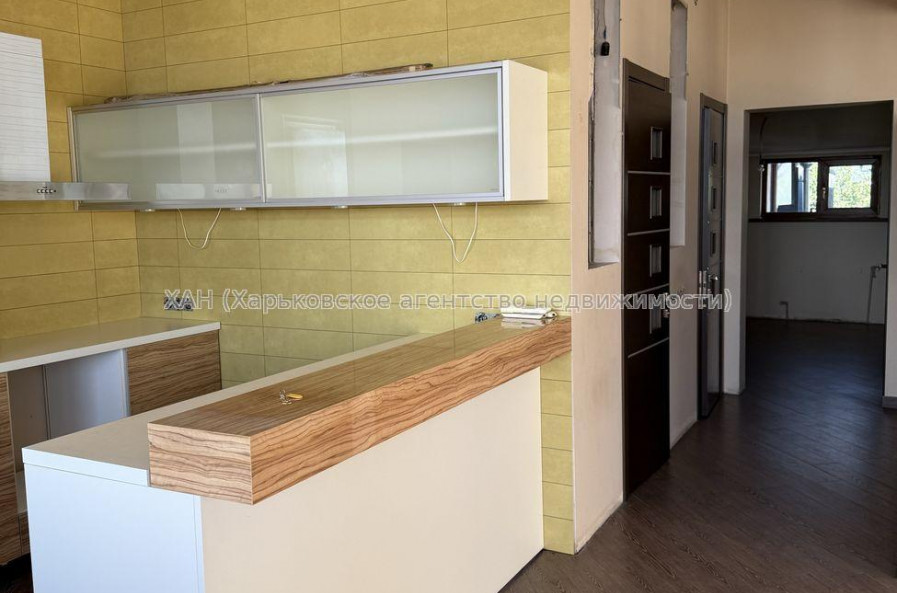 Продам квартиру, Пушкинский въезд , 4 кім., 150 м², капитальный ремонт 