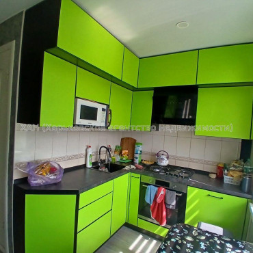 Продам квартиру, Каденюка ул. , 2  ком., 45 м², косметический ремонт 