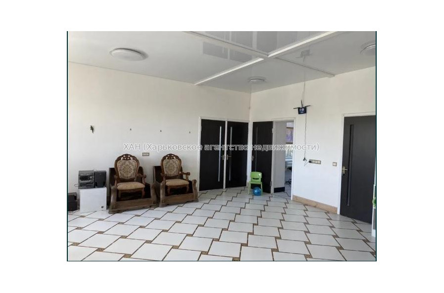 Продам будинок, 700 м², 5 соток, капитальный ремонт 