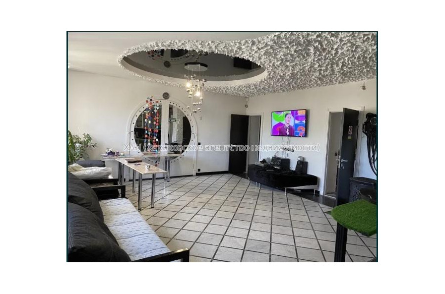 Продам будинок, 700 м², 5 соток, капитальный ремонт 