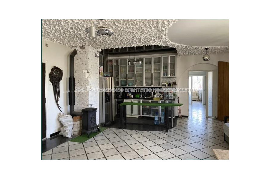 Продам будинок, 700 м², 5 соток, капитальный ремонт 