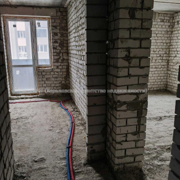 Продам квартиру, Лисаветинская ул. , 1  ком., 42 м², без внутренних работ 