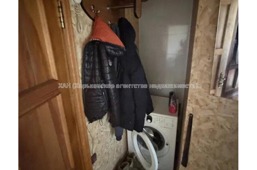 Продам квартиру, Бучмы ул. , 1  ком., 32 м², советский ремонт 