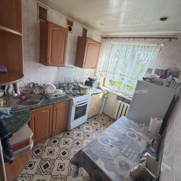 Продам квартиру, Бучмы ул. , 1 кім., 32 м², советский ремонт 
