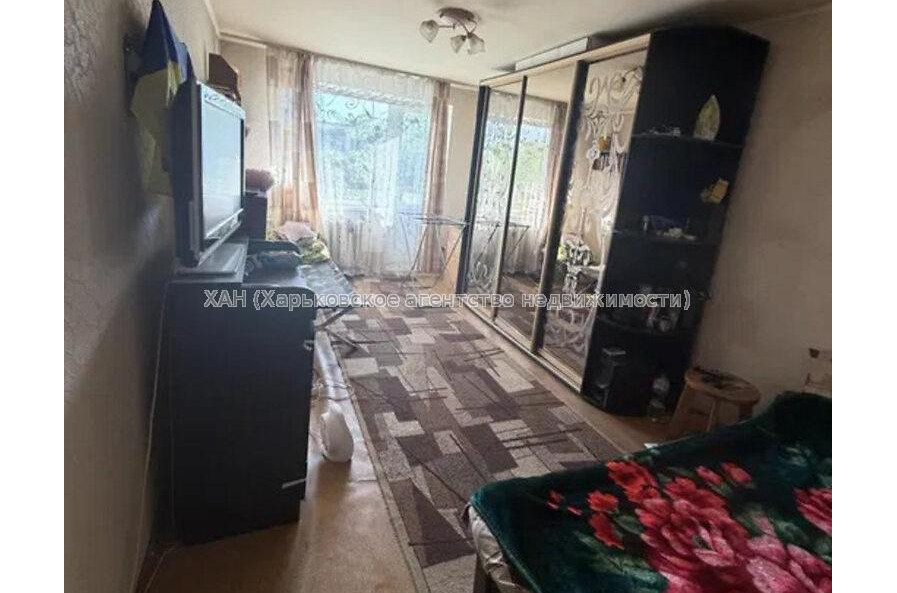 Продам квартиру, Бучмы ул. , 1  ком., 32 м², советский ремонт 