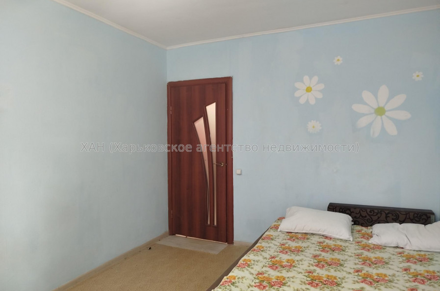 Сдам квартиру, Амосова ул. , 3  ком., 68 м², косметический ремонт 