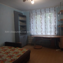 Здам квартиру, Амосова ул. , 3 кім., 68 м², косметический ремонт