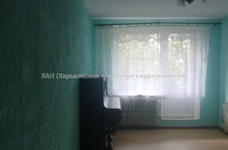 Сдам квартиру, Амосова ул. , 3  ком., 68 м², косметический ремонт 