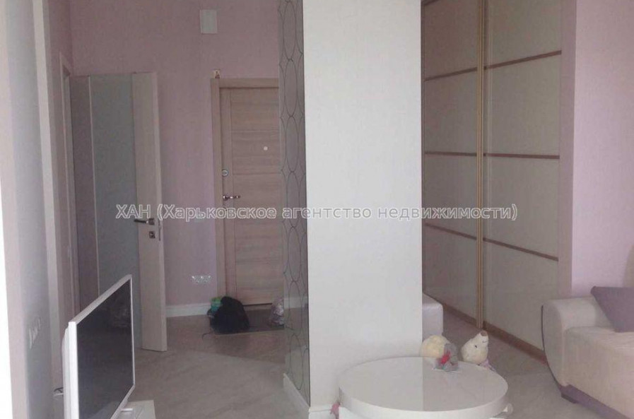 Продам квартиру, Клочковская ул. , 2 кім., 60 м², евроремонт 