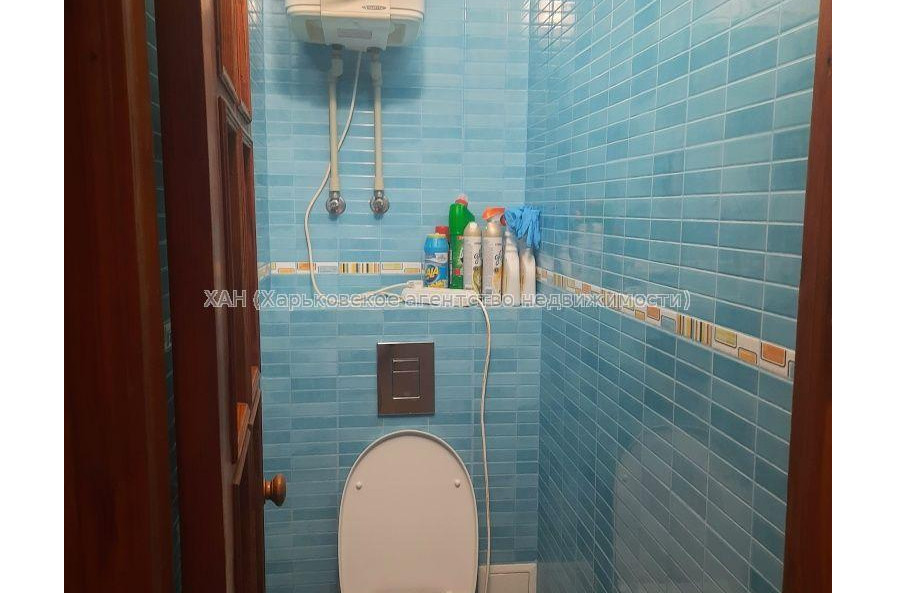 Продам квартиру, Единства ул. , 1  ком., 38 м², косметический ремонт 