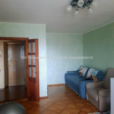 Продам квартиру, Единства ул. , 1  ком., 38 м², косметический ремонт 