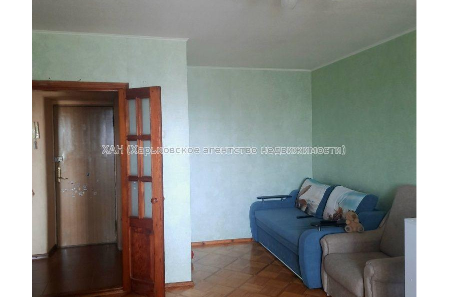 Продам квартиру, Единства ул. , 1  ком., 38 м², косметический ремонт 