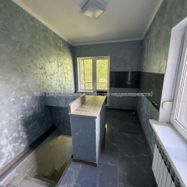 Продам квартиру, Семинарская ул. , 1 кім., 34.40 м², авторский дизайн
