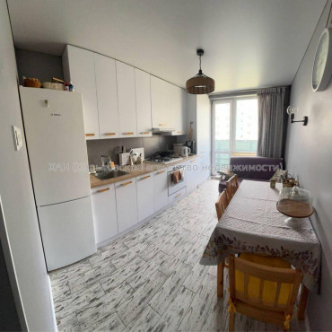 Продам квартиру, Зубарева Александра ул. , 1  ком., 40.50 м², евроремонт 