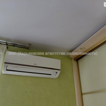 Продам квартиру, 23 Августа ул. , 2 кім., 42 м², капитальный ремонт 