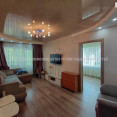 Продам квартиру, 23 Августа ул. , 2 кім., 42 м², капитальный ремонт 