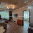 Продам квартиру, 23 Августа ул. , 2  ком., 42 м², капитальный ремонт 