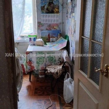 Продам квартиру, Ромашкина ул. , 2  ком., 44 м², советский ремонт 
