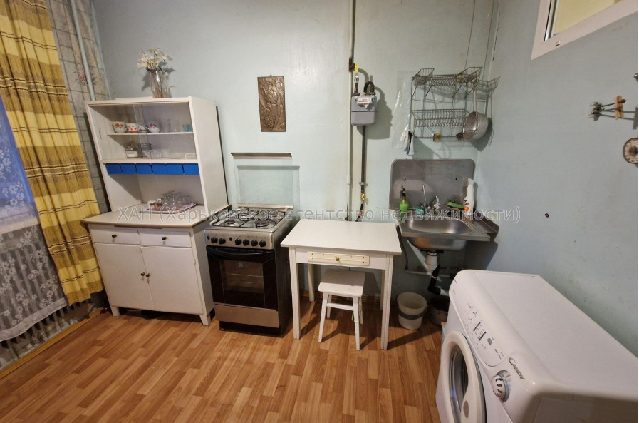 Продам квартиру, Тракторостроителей просп. , 1  ком., 37 м², советский ремонт 
