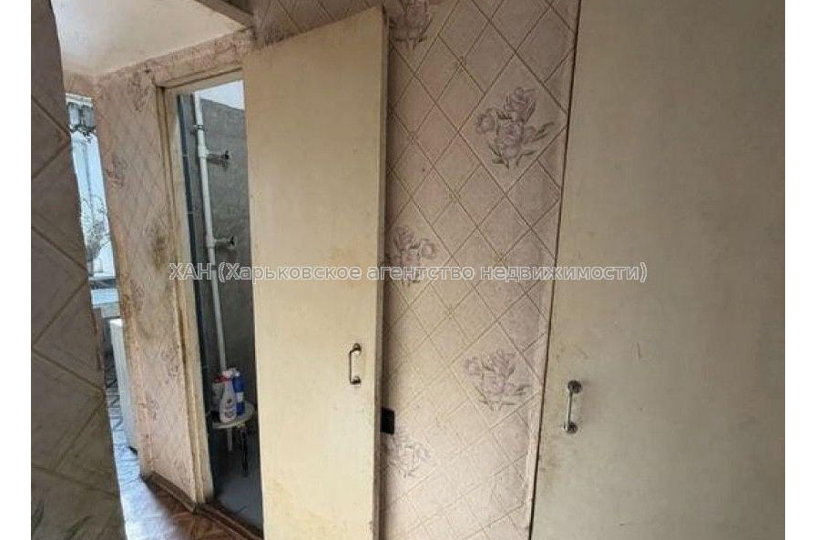 Продам квартиру, Салтовское шоссе , 1  ком., 40 м², косметический ремонт 