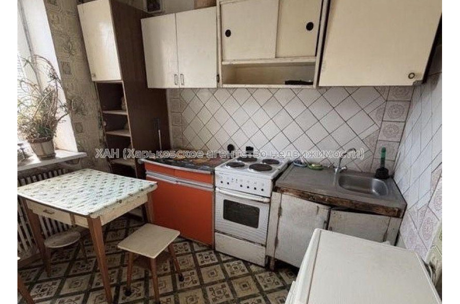 Продам квартиру, Салтовское шоссе , 1  ком., 40 м², косметический ремонт 