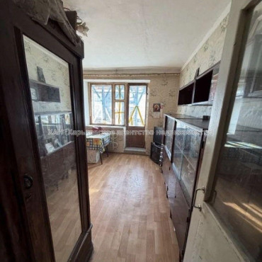 Продам квартиру, Салтовское шоссе , 1  ком., 40 м², косметический ремонт 