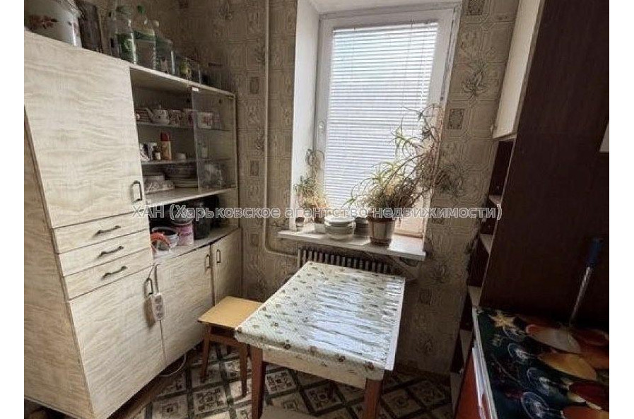 Продам квартиру, Салтовское шоссе , 1  ком., 40 м², косметический ремонт 