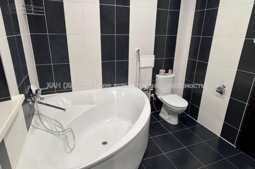 Продам квартиру, Данилевского ул. , 2  ком., 54 м², капитальный ремонт 