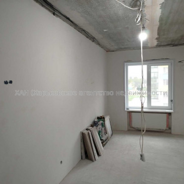 Продам квартиру, Ковалевская ул. , 1  ком., 18.10 м², без отделочных работ 