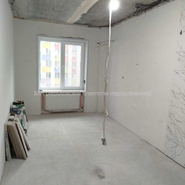 Продам квартиру, Ковалевская ул. , 1  ком., 18.10 м², без отделочных работ 