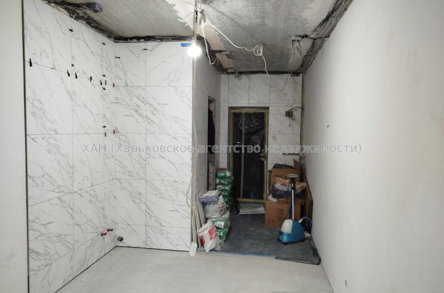 Продам квартиру, Ковалевская ул. , 1  ком., 18.10 м², без отделочных работ 