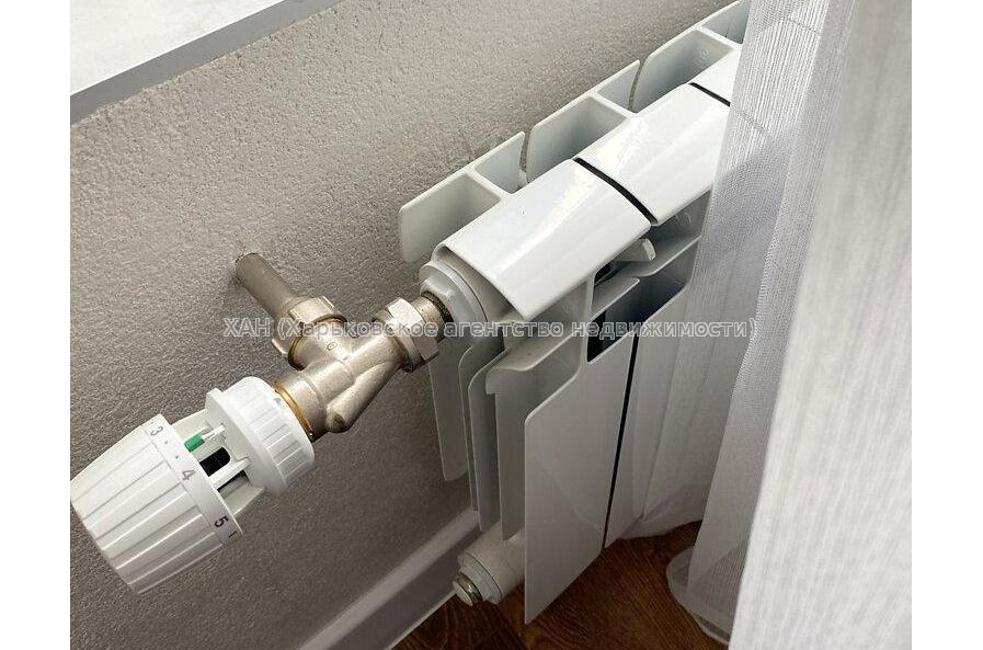 Продам квартиру, Гвардейцев Широнинцев ул. , 2 кім., 64 м², авторский дизайн 