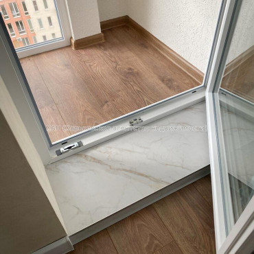 Продам квартиру, Гвардейцев Широнинцев ул. , 2 кім., 64 м², авторский дизайн 