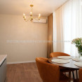 Продам квартиру, Гвардейцев Широнинцев ул. , 2 кім., 64 м², авторский дизайн 