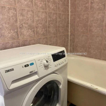 Продам квартиру, Вальтера ул. , 2  ком., 47 м², косметический ремонт 
