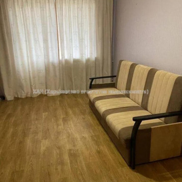 Продам квартиру, Вальтера ул. , 2  ком., 47 м², косметический ремонт 