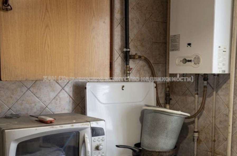Продам квартиру, Науки просп. , 3  ком., 55 м², косметический ремонт 