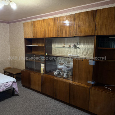 Продам квартиру, Аэрокосмический пр. , 50 , 1  ком., 41 м², советский ремонт 