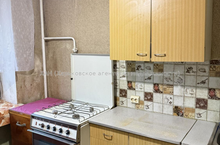 Продам квартиру, Аэрокосмический пр. , 50 , 1  ком., 41 м², советский ремонт 