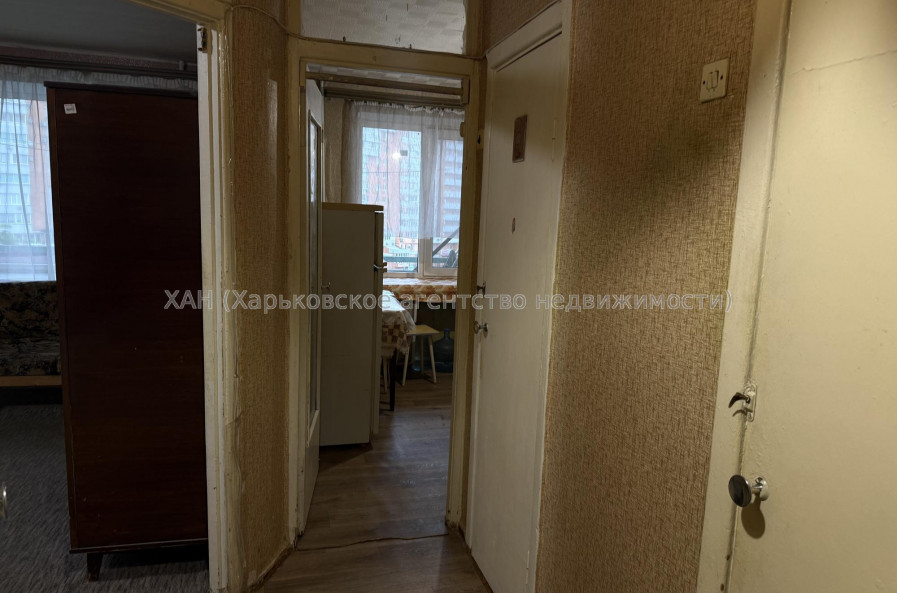 Продам квартиру, Аэрокосмический пр. , 50 , 1  ком., 41 м², советский ремонт 