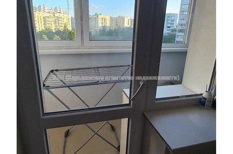 Продам квартиру, Победы просп. , 2 кім., 67.40 м², евроремонт 