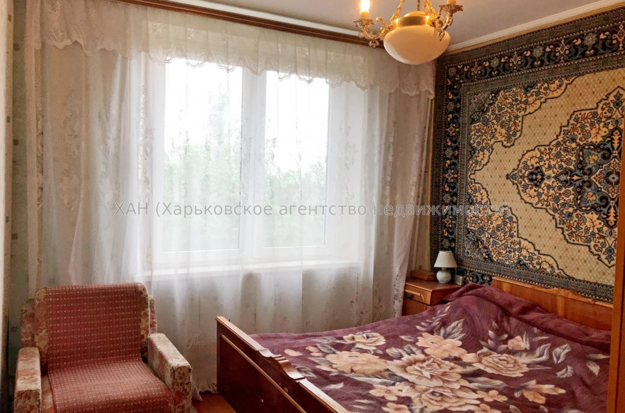 Продам квартиру, Непокоренных ул. , 37 , 2  ком., 45 м², советский ремонт 