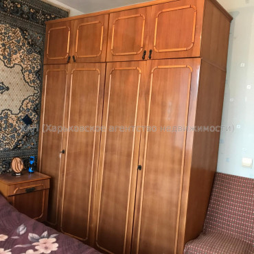 Продам квартиру, Непокоренных ул. , 37 , 2  ком., 45 м², советский ремонт 