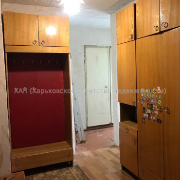 Продам квартиру, Непокоренных ул. , 37 , 2  ком., 45 м², советский ремонт 